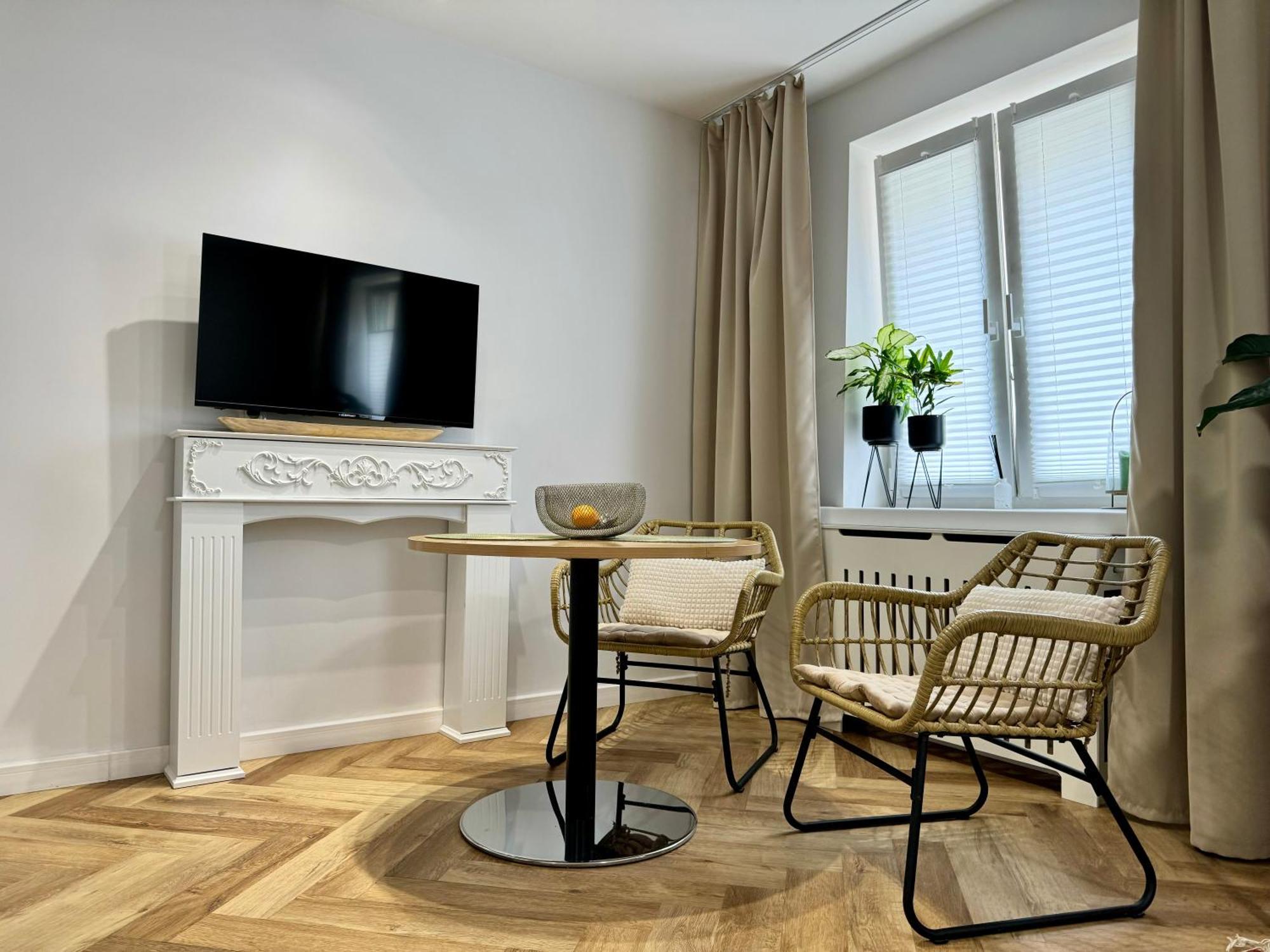 Tandem In Old Town - 24h Self Check-in Apartament *